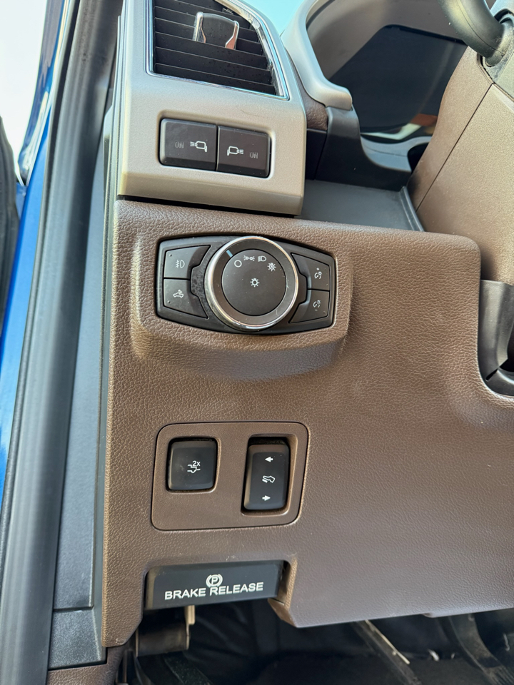 Ford F-350 SD King Ranch Crew Cab Long Bed 4WD 2022