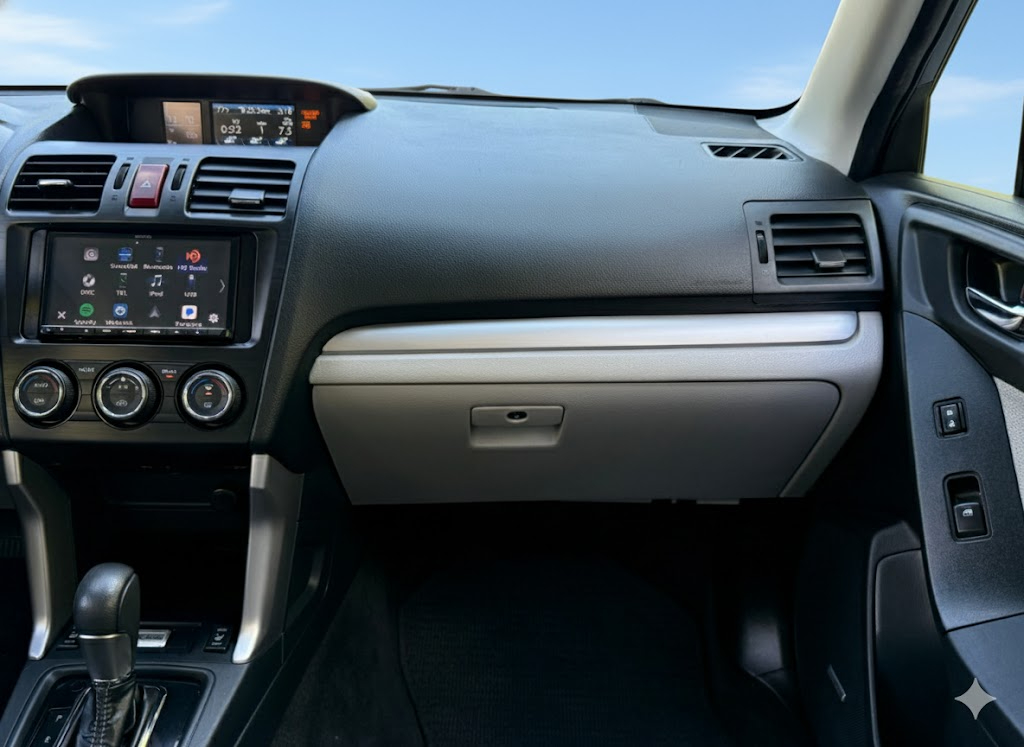 Subaru Forester 4dr CVT 2.5i Touring PZEV 2015