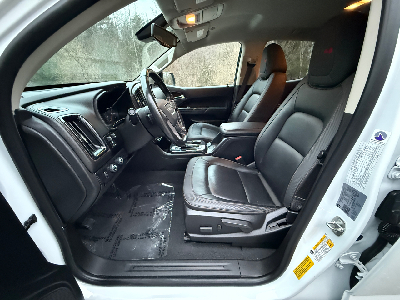 GMC Canyon 4WD Crew Cab 128" AT4 w/Leather 2021