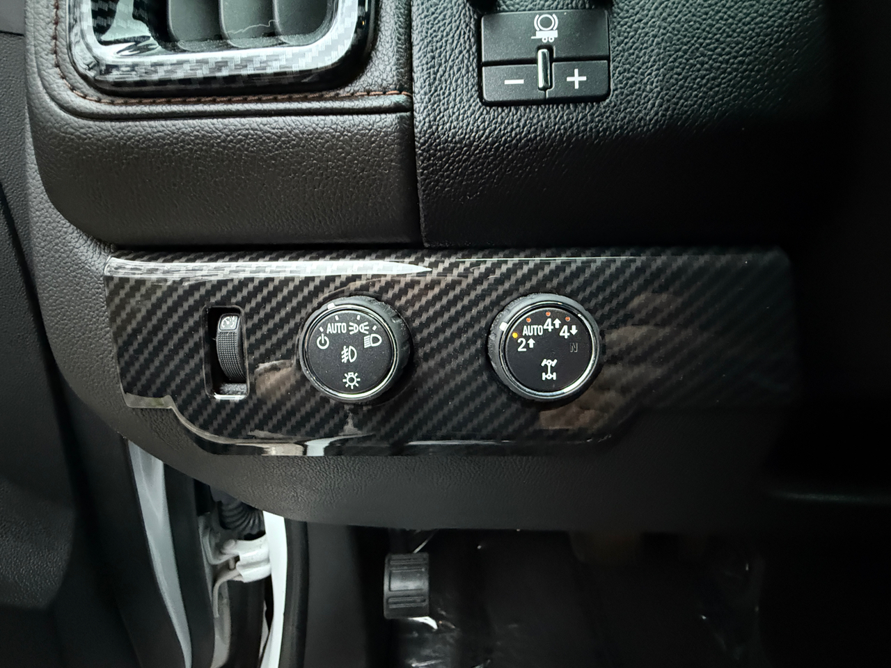 GMC Canyon 4WD Crew Cab 128" AT4 w/Leather 2021