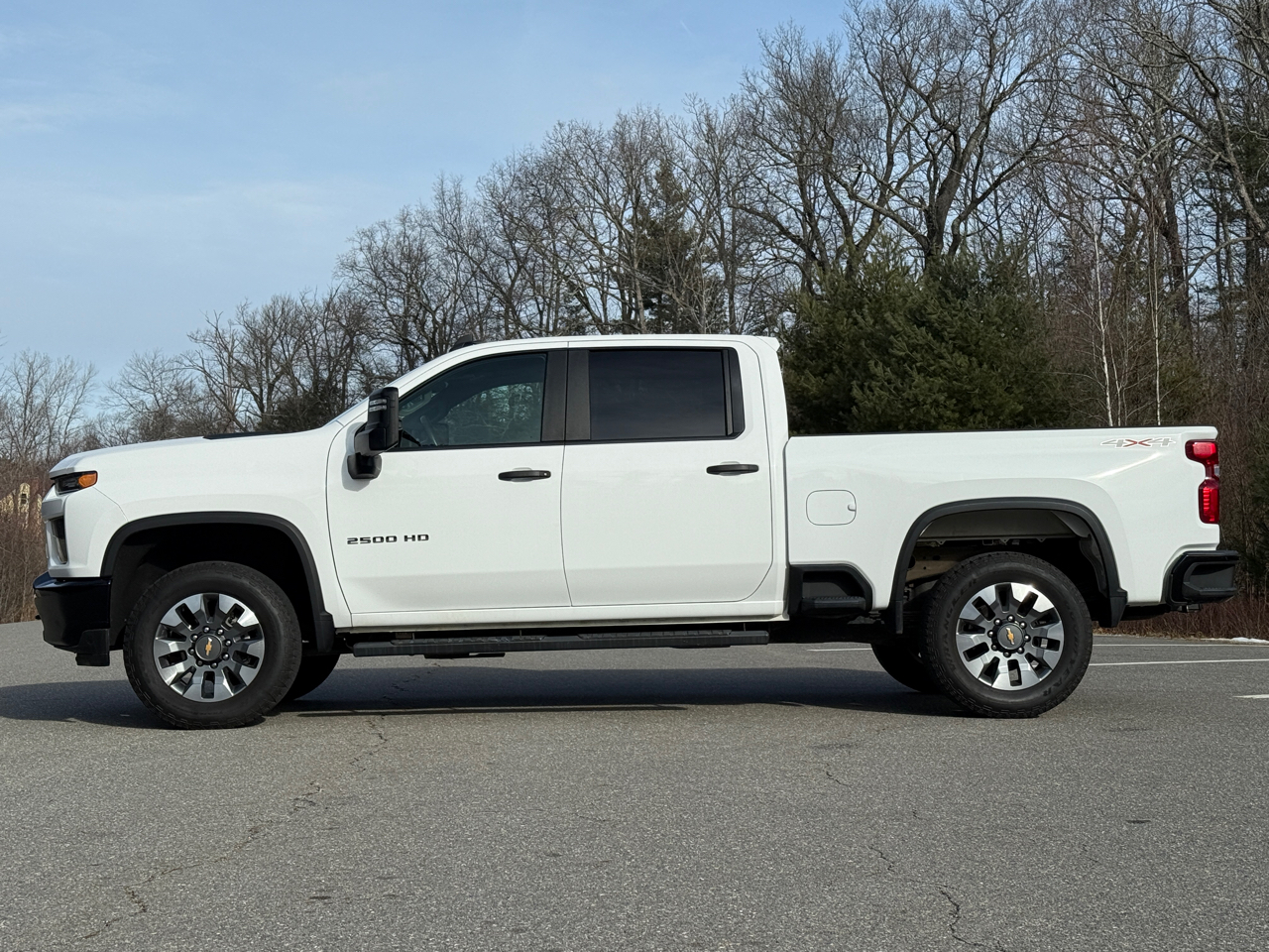 2022 Chevrolet Silverado 2500HD 4WD Crew Cab 159" Custom