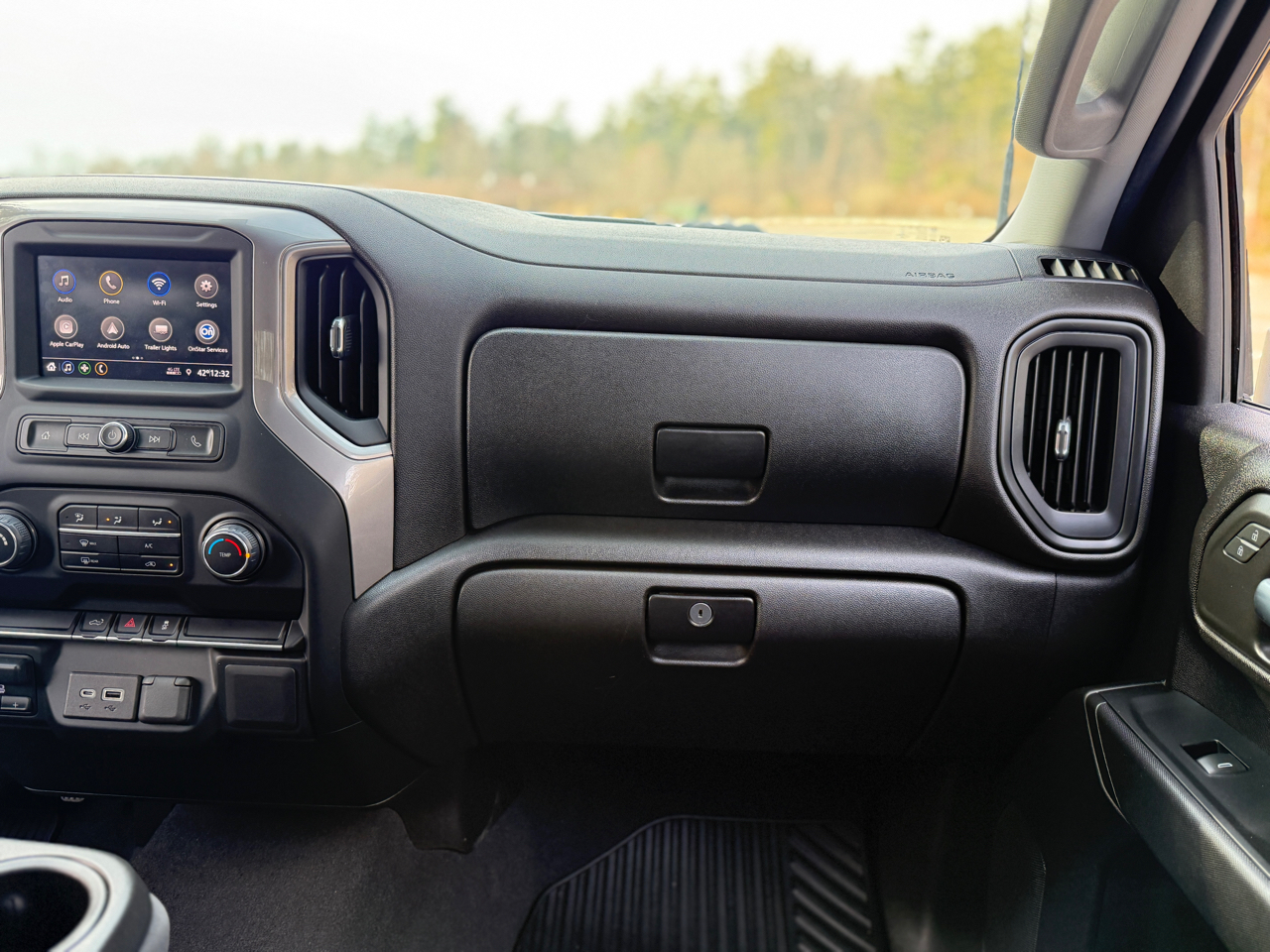 Chevrolet Silverado 2500HD 4WD Crew Cab 159" Custom 2022