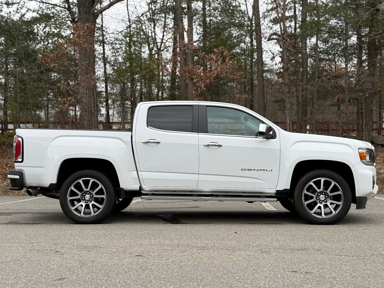 GMC Canyon 4WD Crew Cab 128" Denali 2021