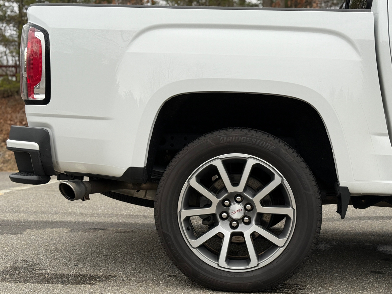 GMC Canyon 4WD Crew Cab 128" Denali 2021