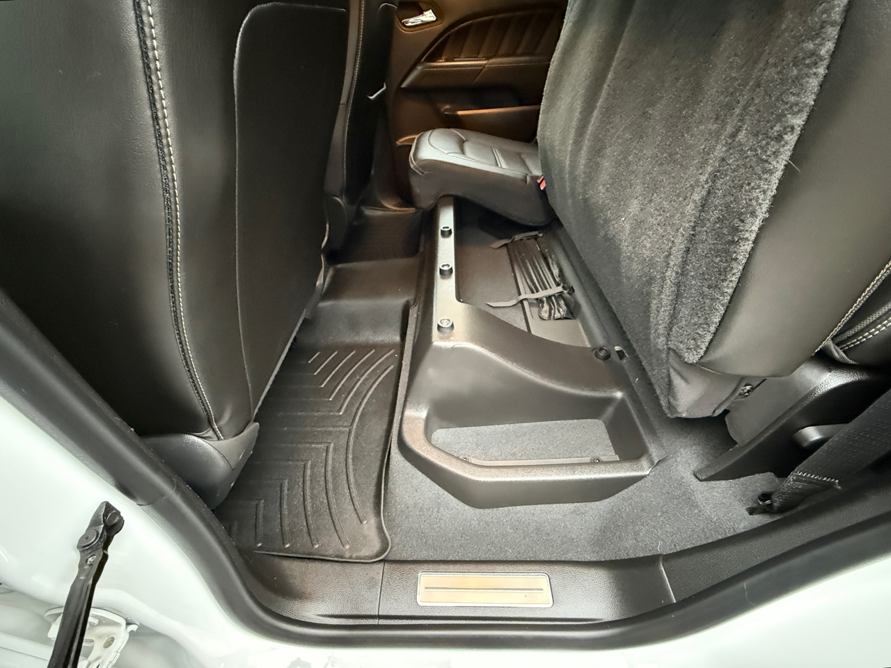 GMC Canyon 4WD Crew Cab 128" Denali 2021