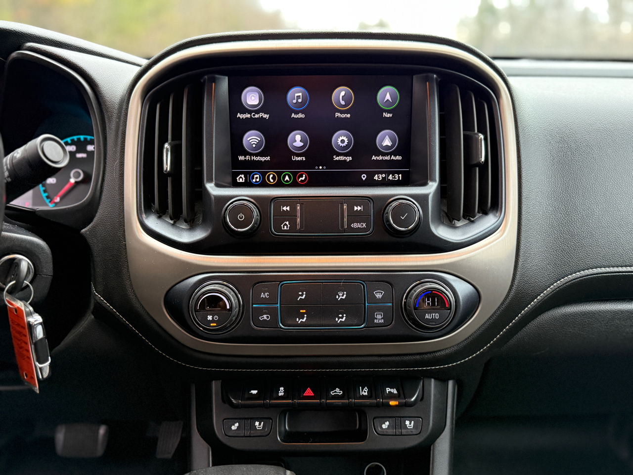 GMC Canyon 4WD Crew Cab 128" Denali 2021