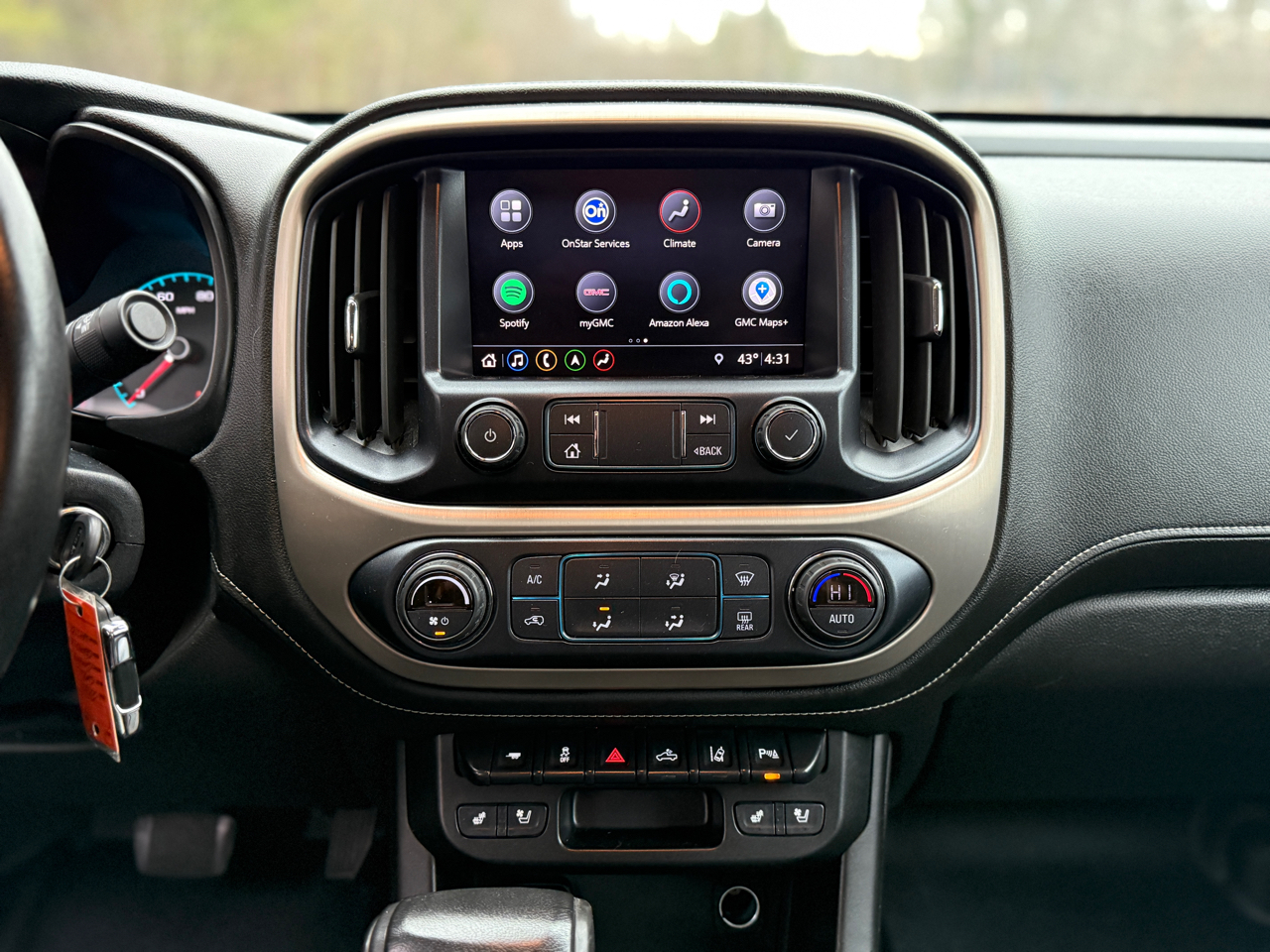 GMC Canyon 4WD Crew Cab 128" Denali 2021