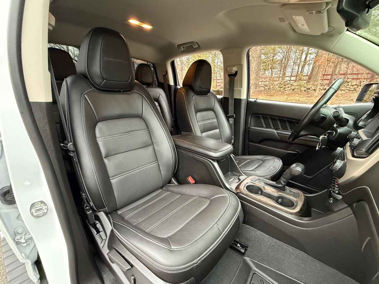 GMC Canyon 4WD Crew Cab 128" Denali 2021