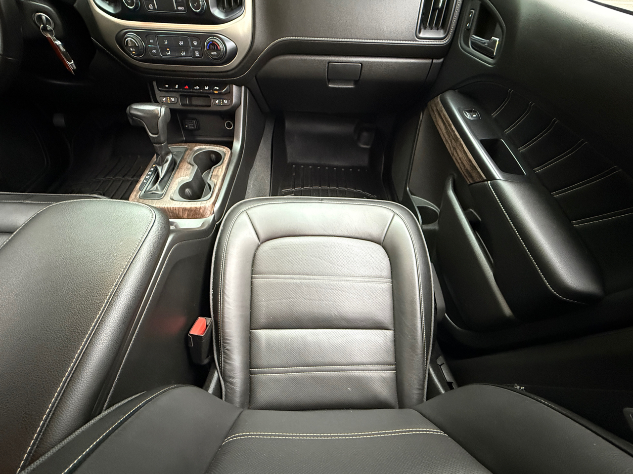 GMC Canyon 4WD Crew Cab 128" Denali 2021