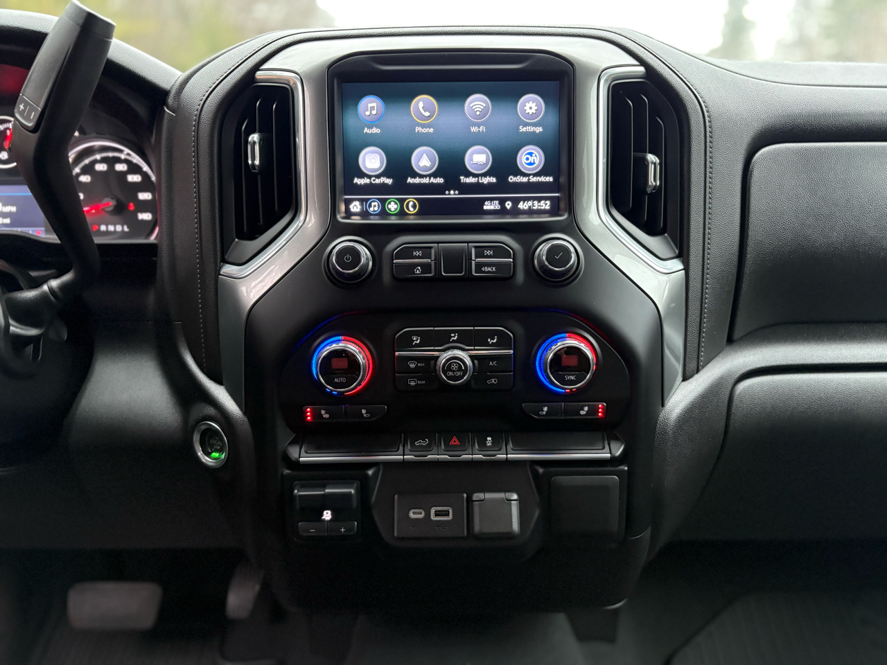 Chevrolet Silverado 2500HD 4WD Crew Cab 159" LT 2023