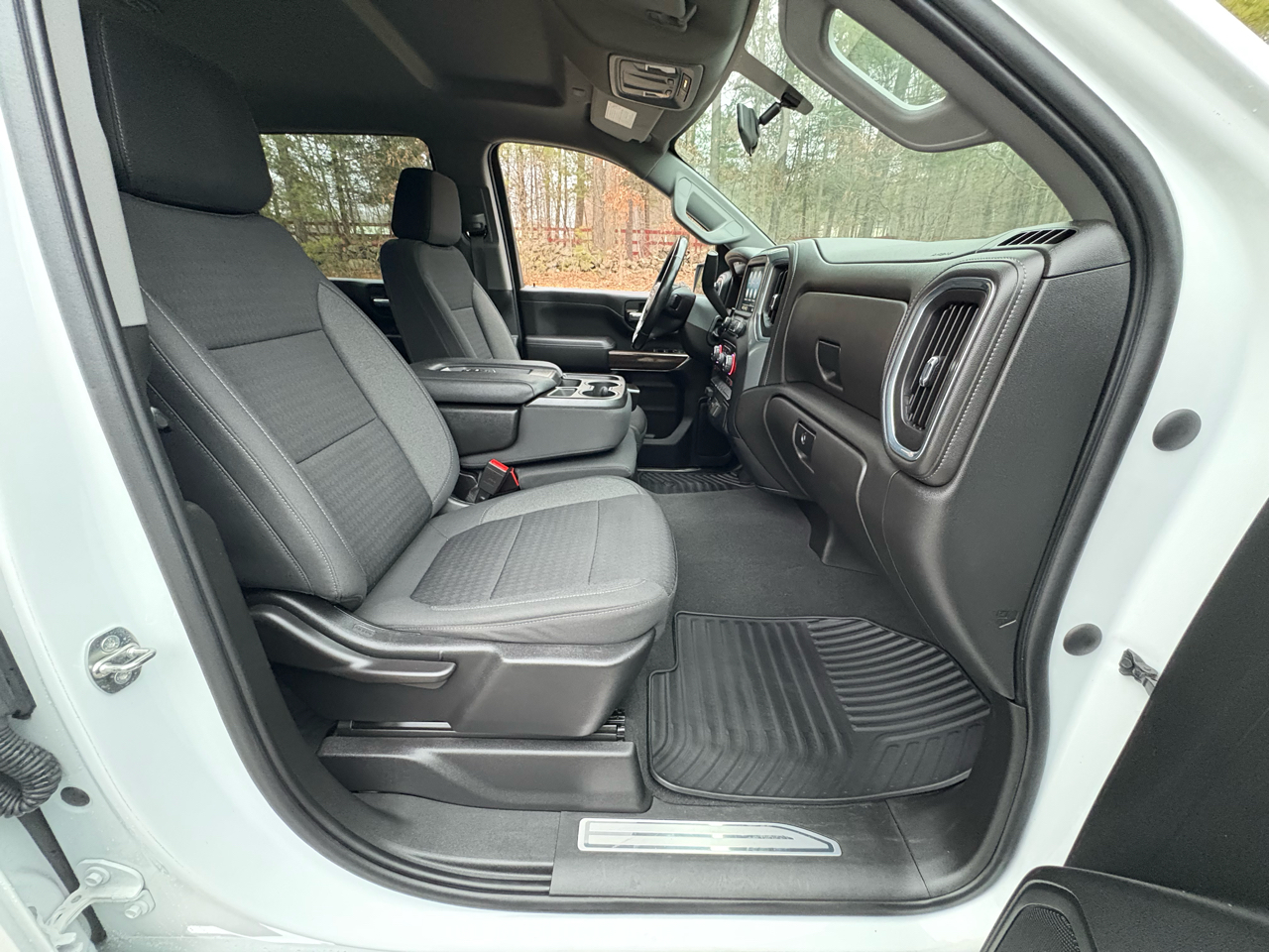 Chevrolet Silverado 2500HD 4WD Crew Cab 159" LT 2023