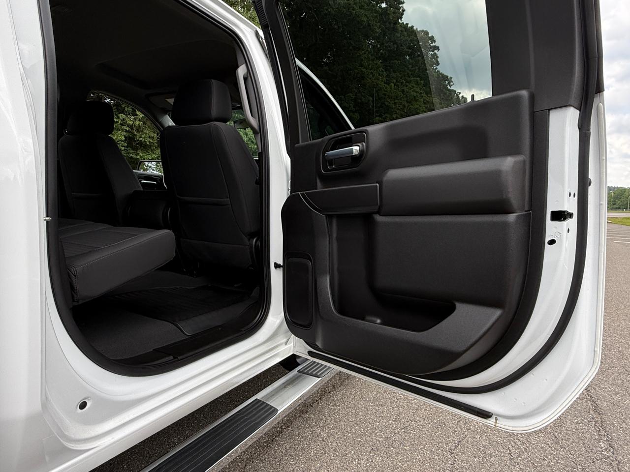 Chevrolet Silverado 2500HD 4WD Crew Cab 159" LT 2023
