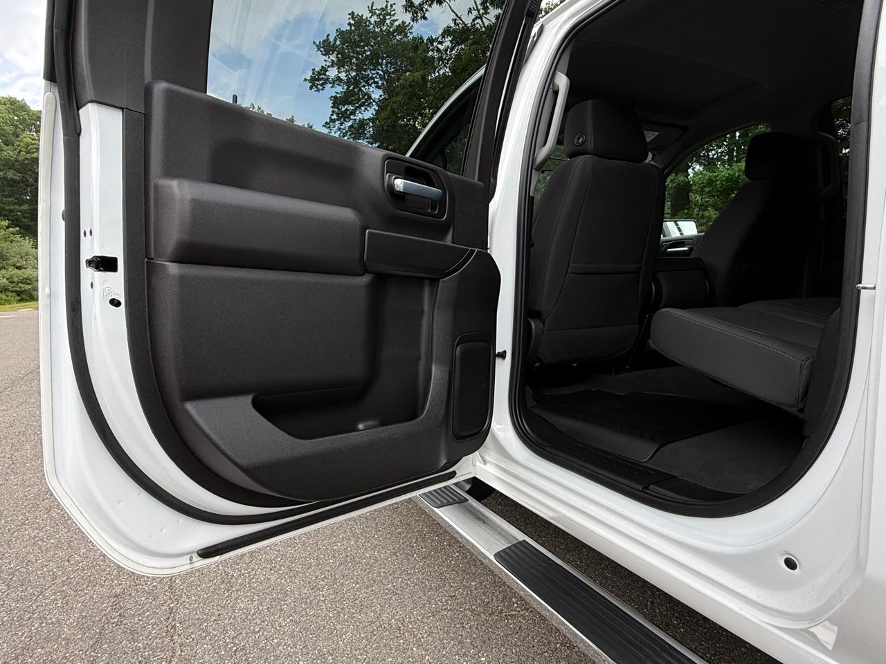 Chevrolet Silverado 2500HD 4WD Crew Cab 159" LT 2023