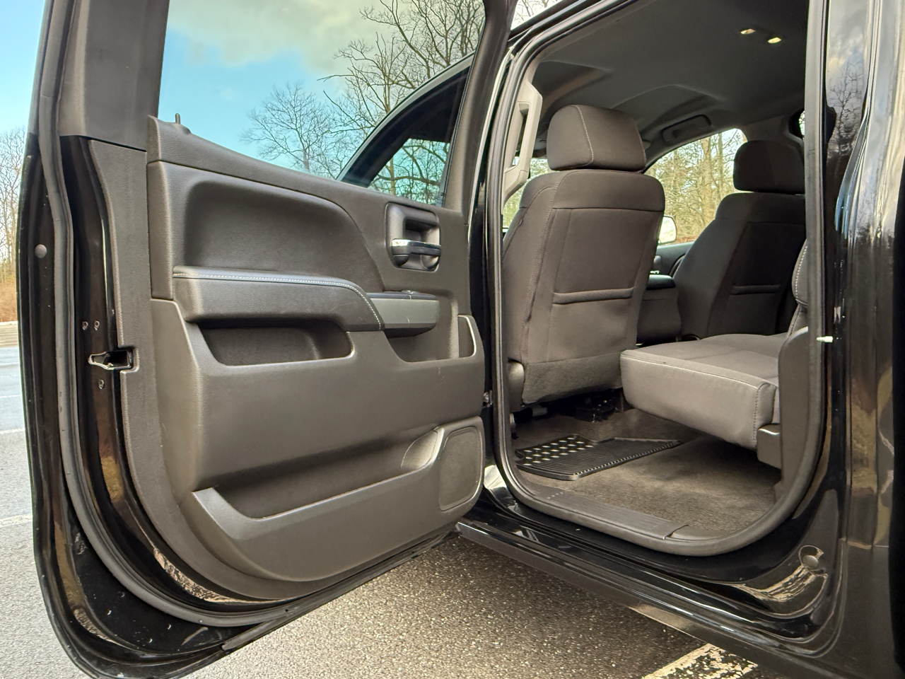 Chevrolet Silverado 1500 4WD Crew Cab 143.5" LT w/1LT 2018