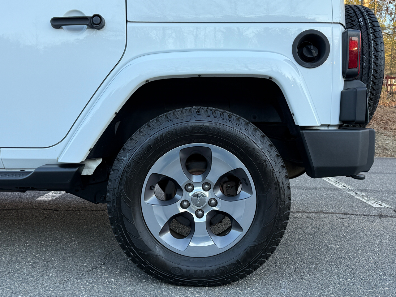 Jeep Wrangler Unlimited 4WD 4dr Sahara 2017