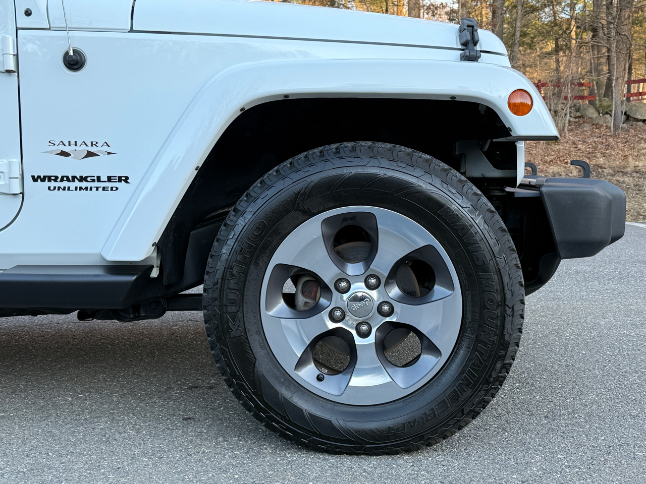 Jeep Wrangler Unlimited 4WD 4dr Sahara 2017