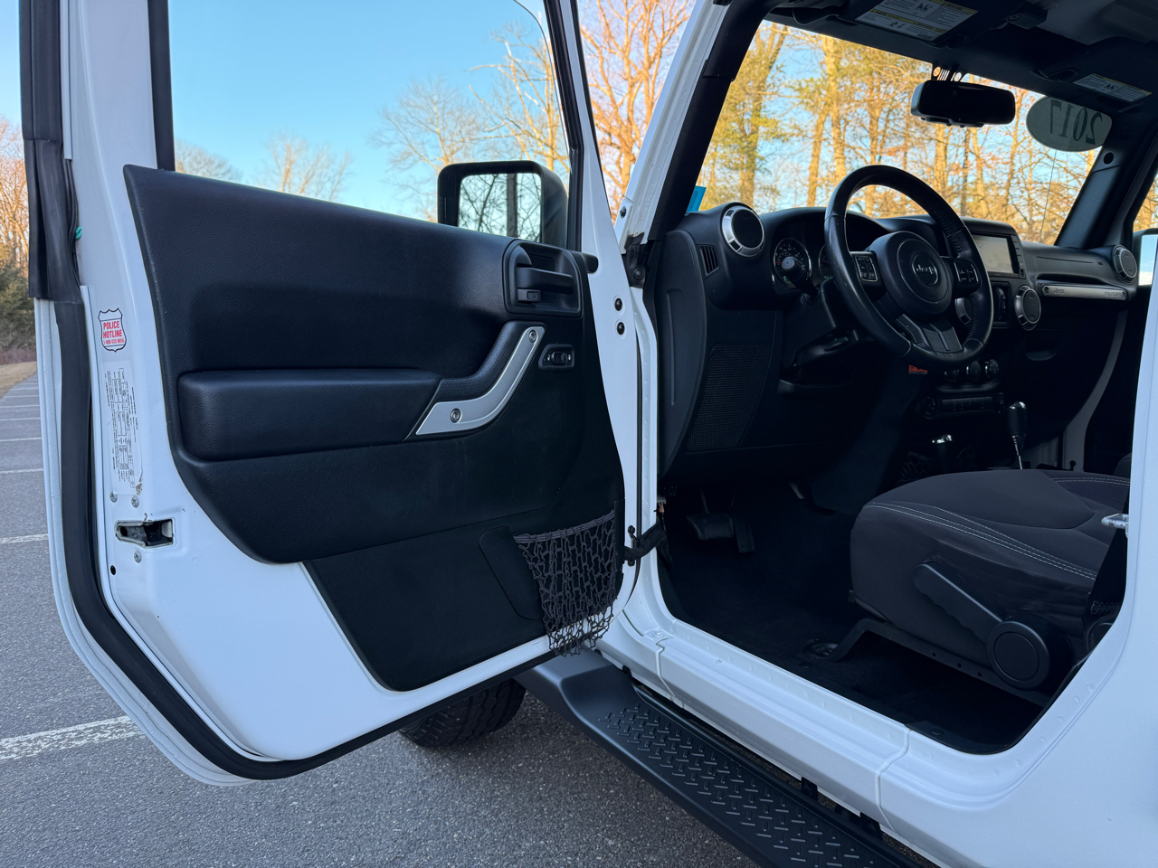 Jeep Wrangler Unlimited 4WD 4dr Sahara 2017