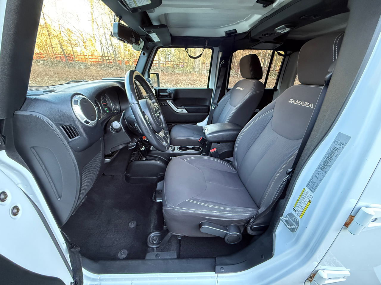 Jeep Wrangler Unlimited 4WD 4dr Sahara 2017