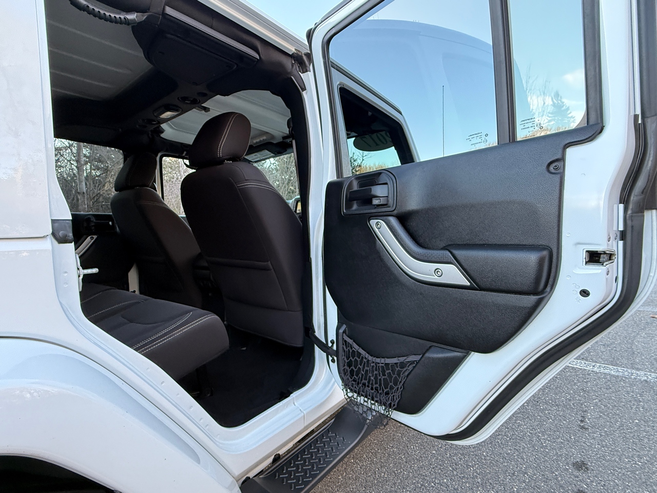 Jeep Wrangler Unlimited 4WD 4dr Sahara 2017