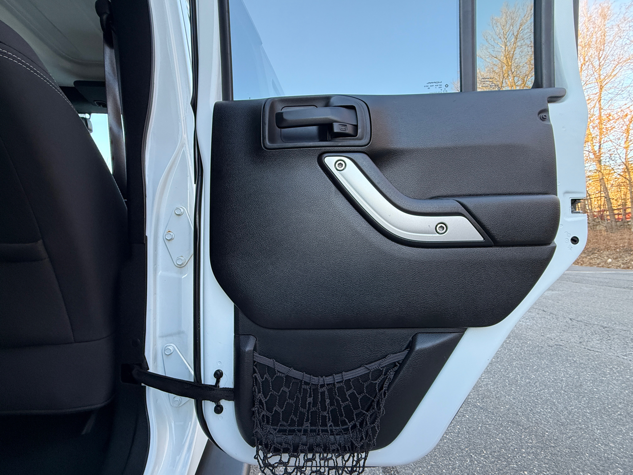 Jeep Wrangler Unlimited 4WD 4dr Sahara 2017