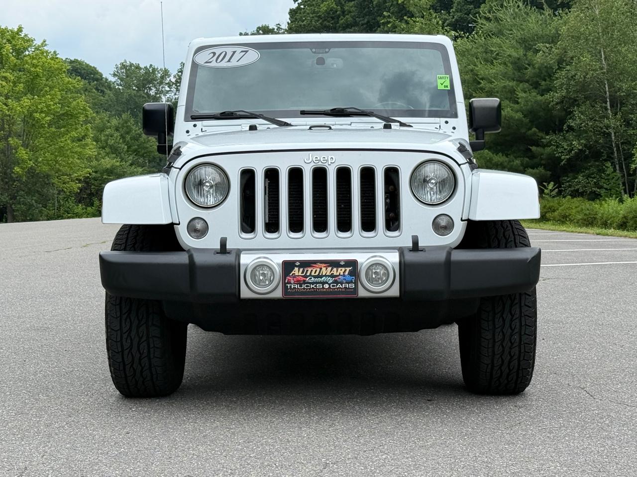 Jeep Wrangler Unlimited 4WD 4dr Sahara 2017