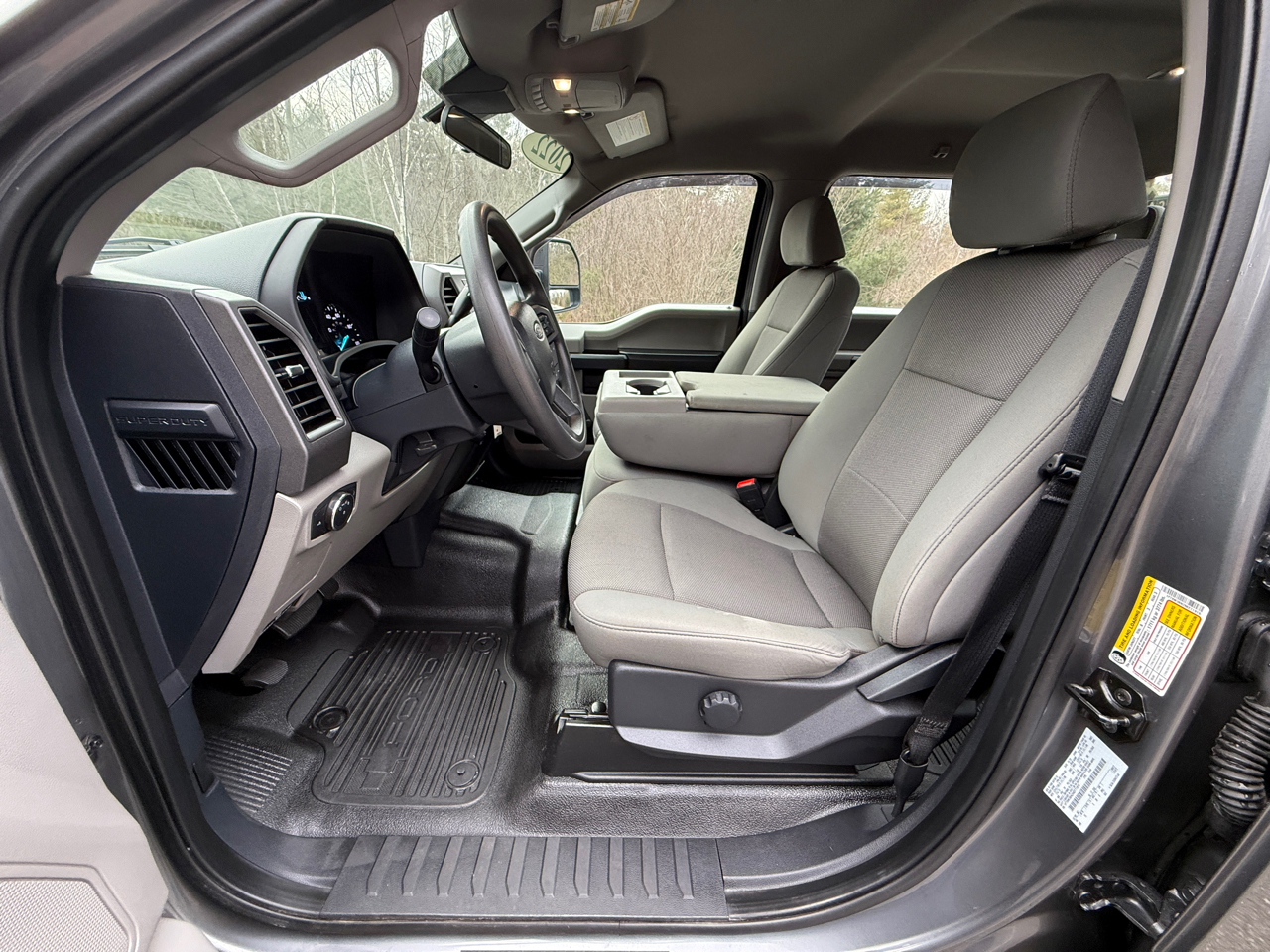 Ford Super Duty F-350 SRW XL 4WD Crew Cab 6.75' Box 2022