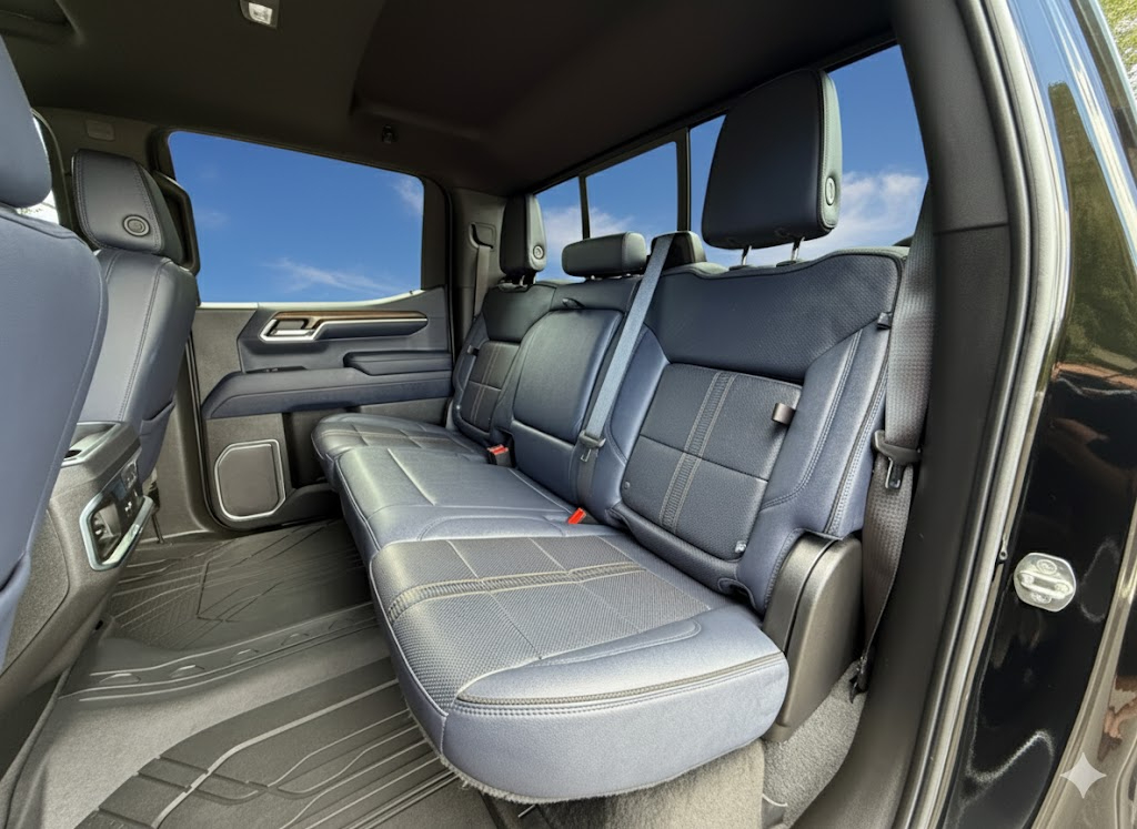 Chevrolet Silverado 1500 4WD Crew Cab 147" High Country 2022