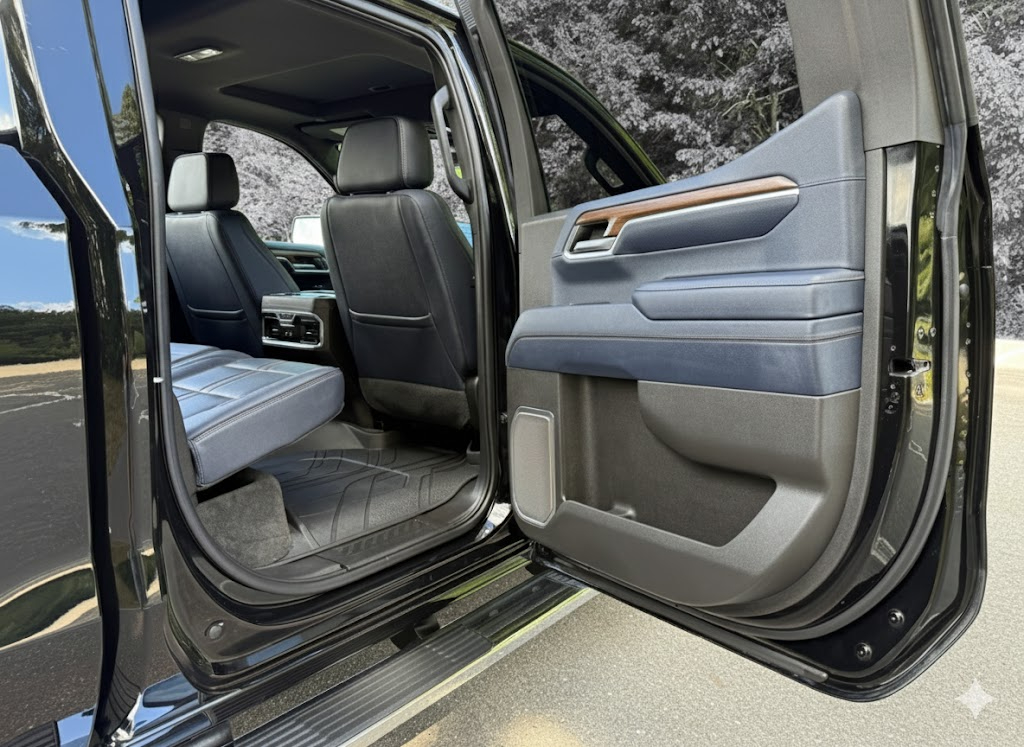 Chevrolet Silverado 1500 4WD Crew Cab 147" High Country 2022