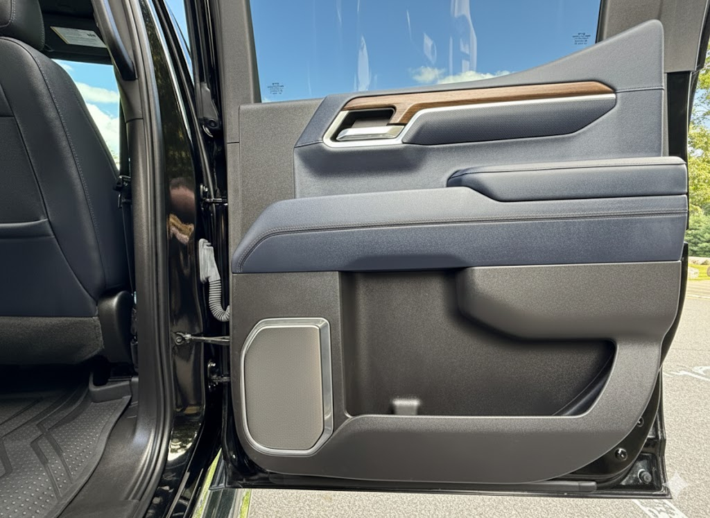 Chevrolet Silverado 1500 4WD Crew Cab 147" High Country 2022