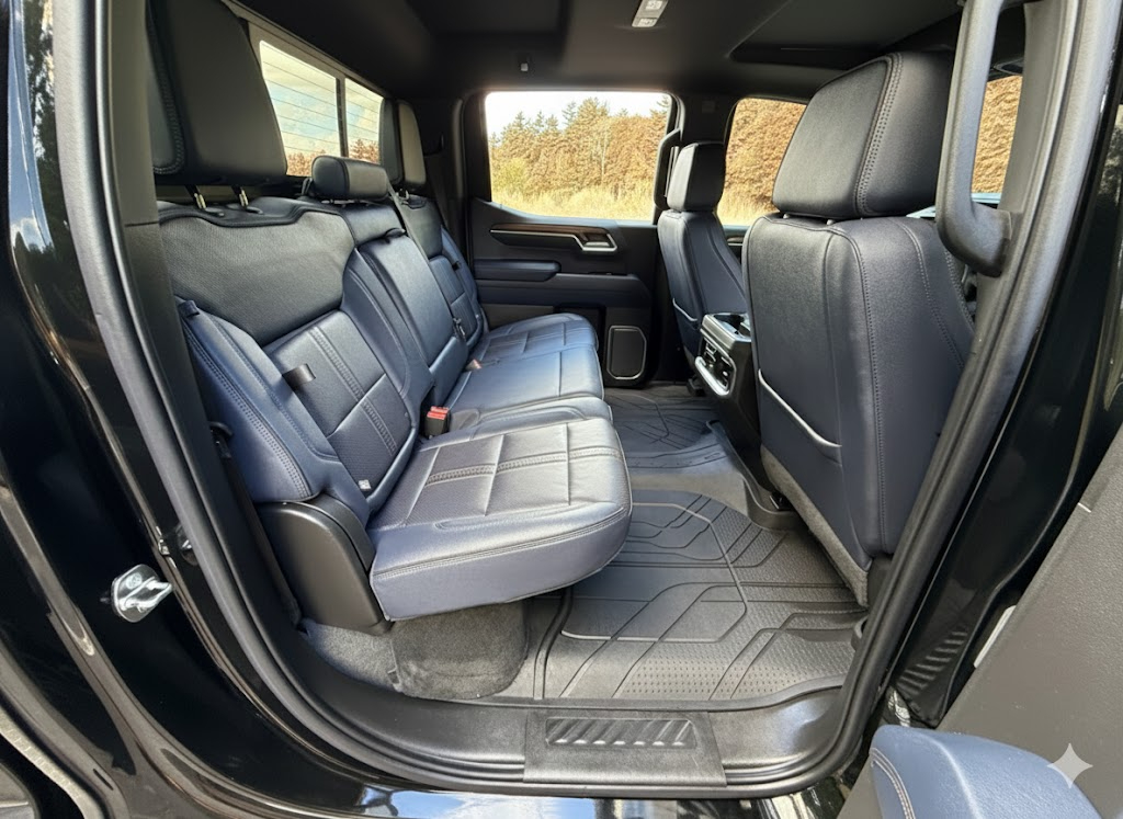 Chevrolet Silverado 1500 4WD Crew Cab 147" High Country 2022