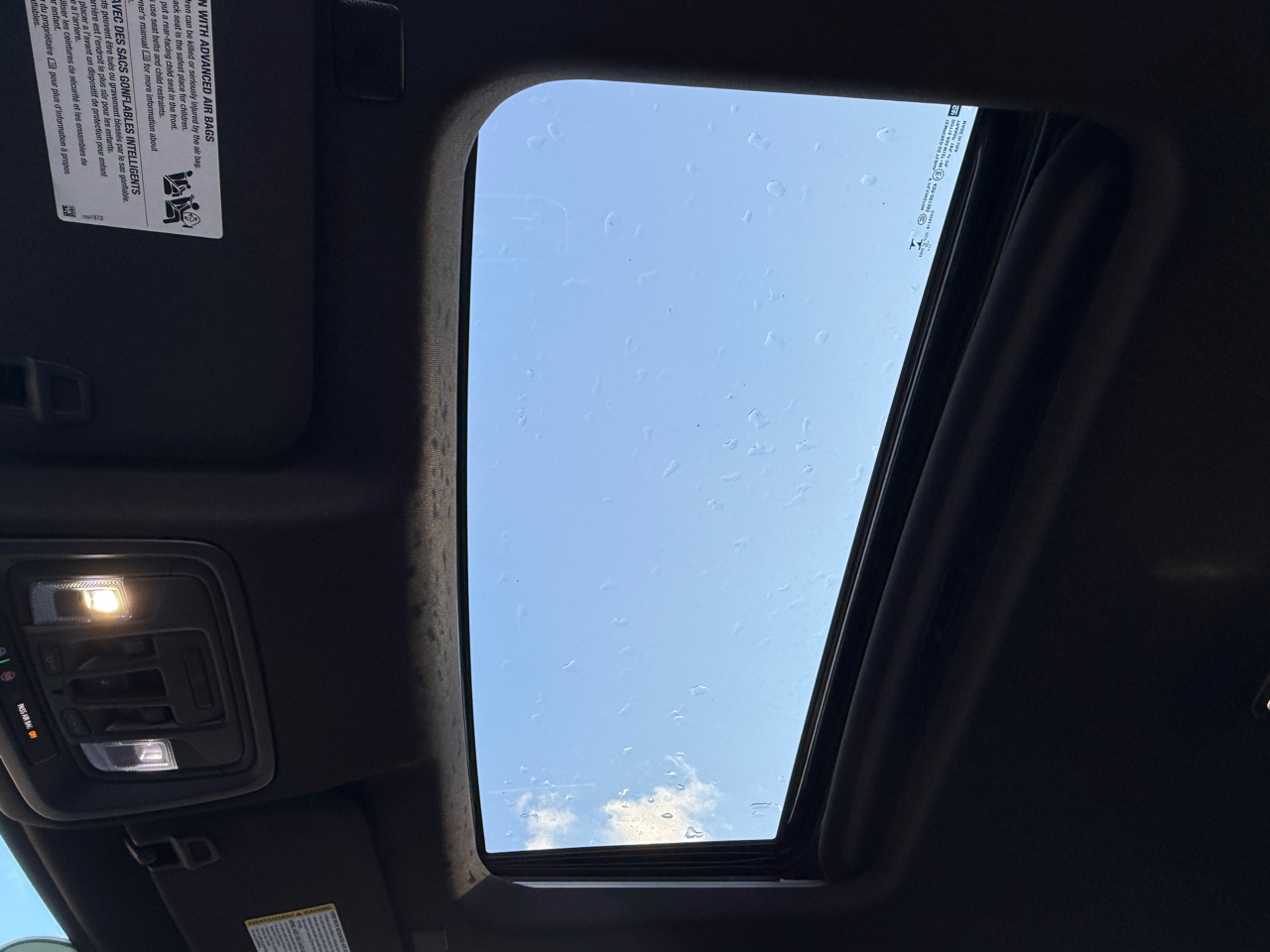 Chevrolet Silverado 1500 4WD Crew Cab 147" High Country 2022