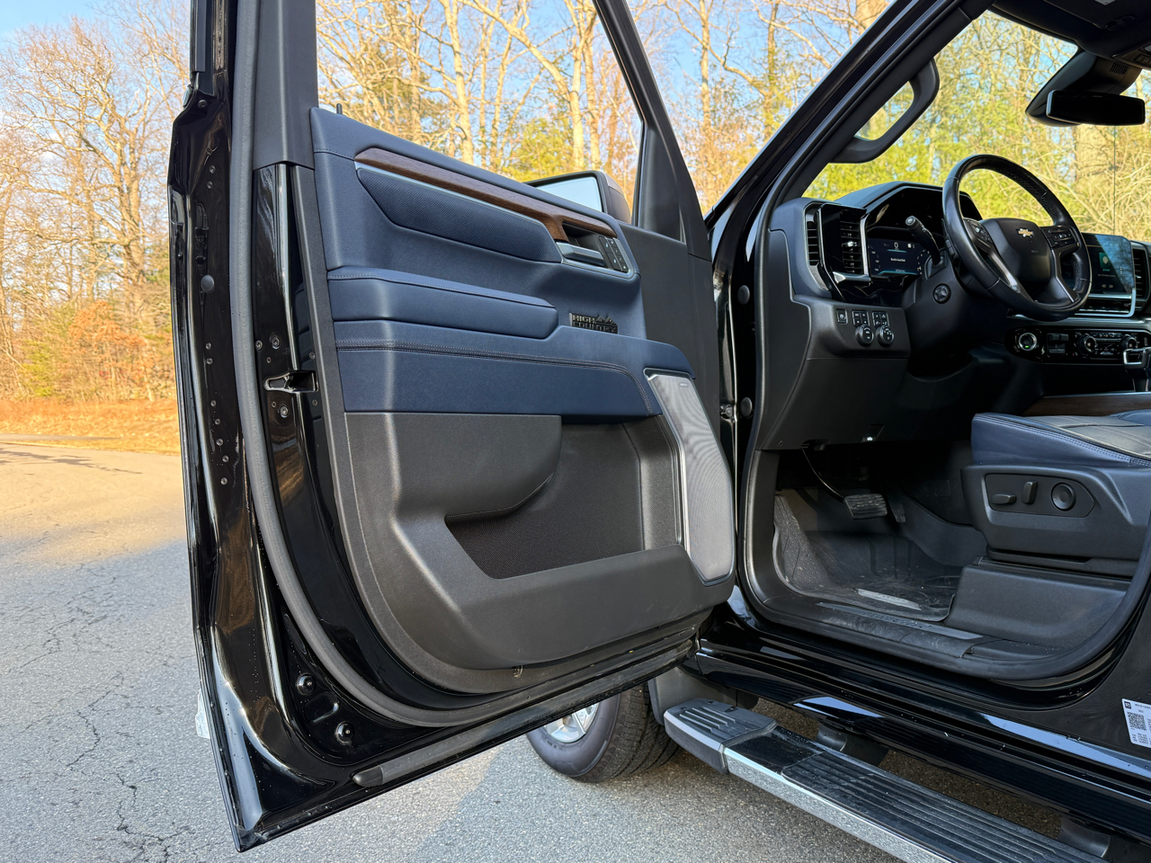 Chevrolet Silverado 1500 4WD Crew Cab 147" High Country 2022