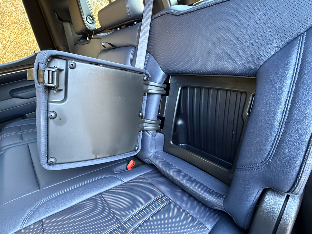 Chevrolet Silverado 1500 4WD Crew Cab 147" High Country 2022