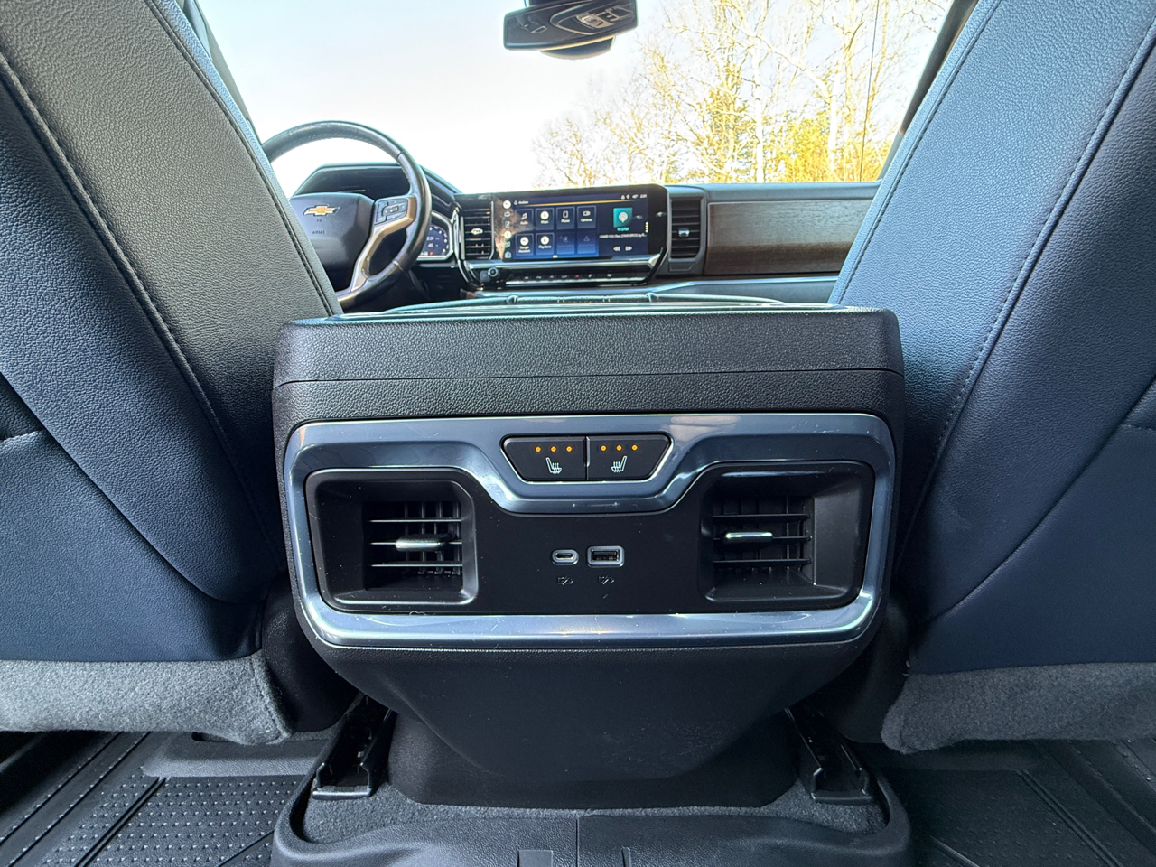 Chevrolet Silverado 1500 4WD Crew Cab 147" High Country 2022