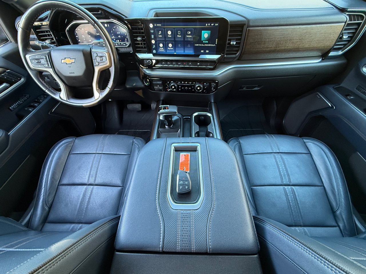 Chevrolet Silverado 1500 4WD Crew Cab 147" High Country 2022