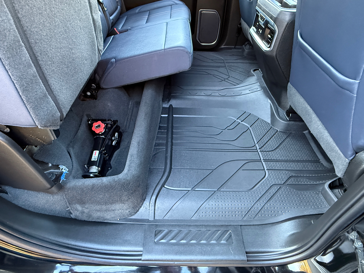 Chevrolet Silverado 1500 4WD Crew Cab 147" High Country 2022