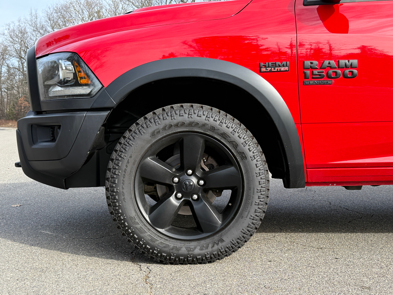 RAM 1500 Classic Warlock 4x4 Quad Cab 6'4" Box 2019