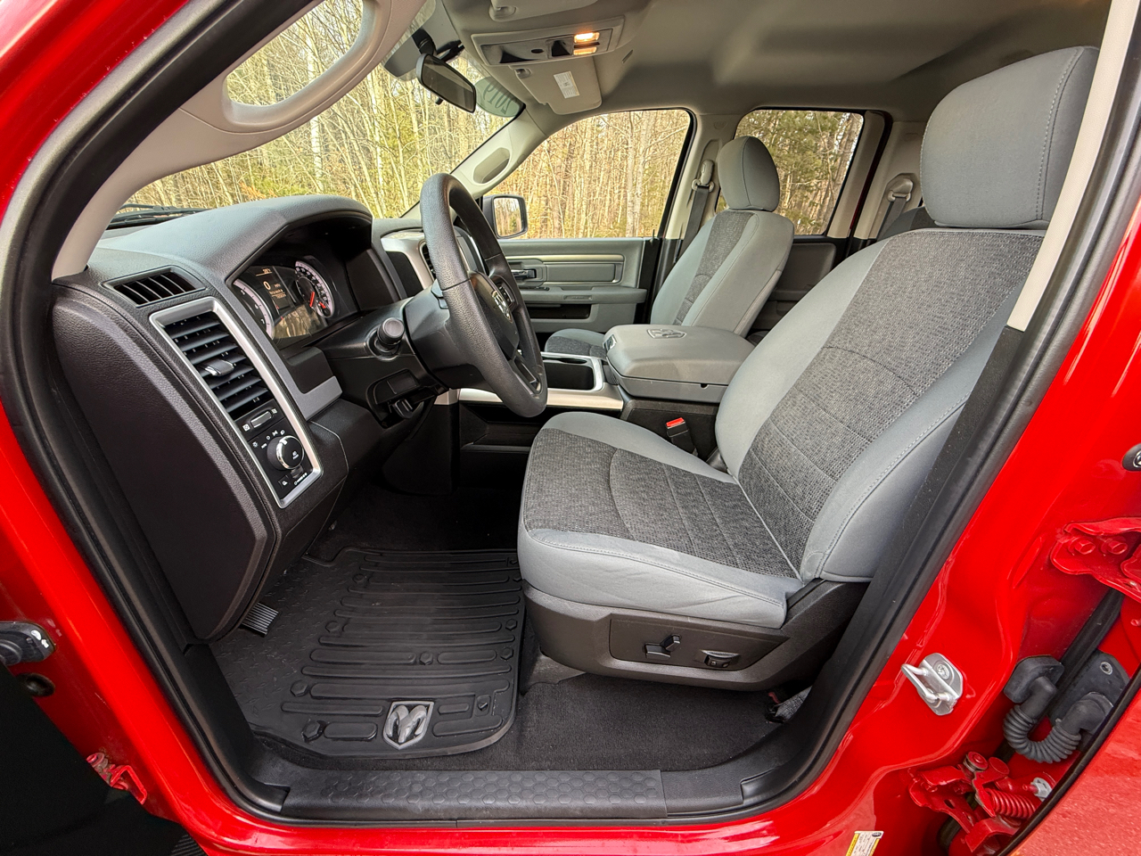 RAM 1500 Classic Warlock 4x4 Quad Cab 6'4" Box 2019