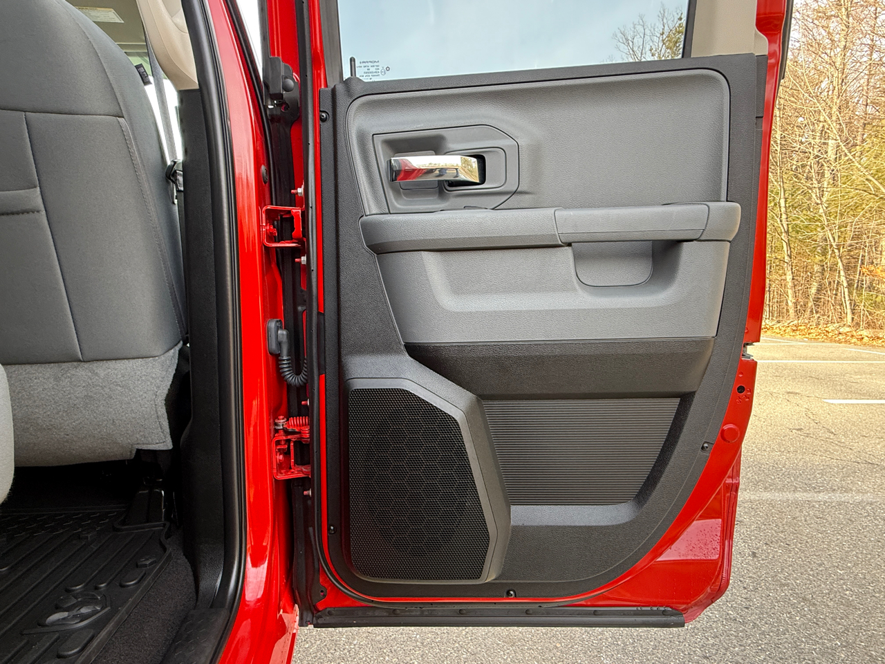 RAM 1500 Classic Warlock 4x4 Quad Cab 6'4" Box 2019