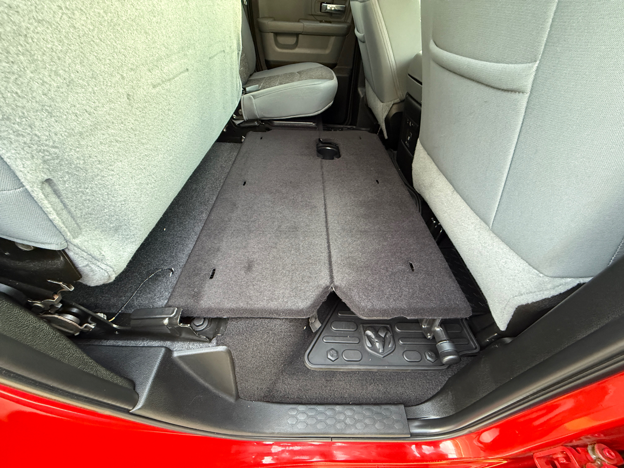 RAM 1500 Classic Warlock 4x4 Quad Cab 6'4" Box 2019