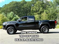 2017 Toyota Tacoma  2017 Toyota Tacoma