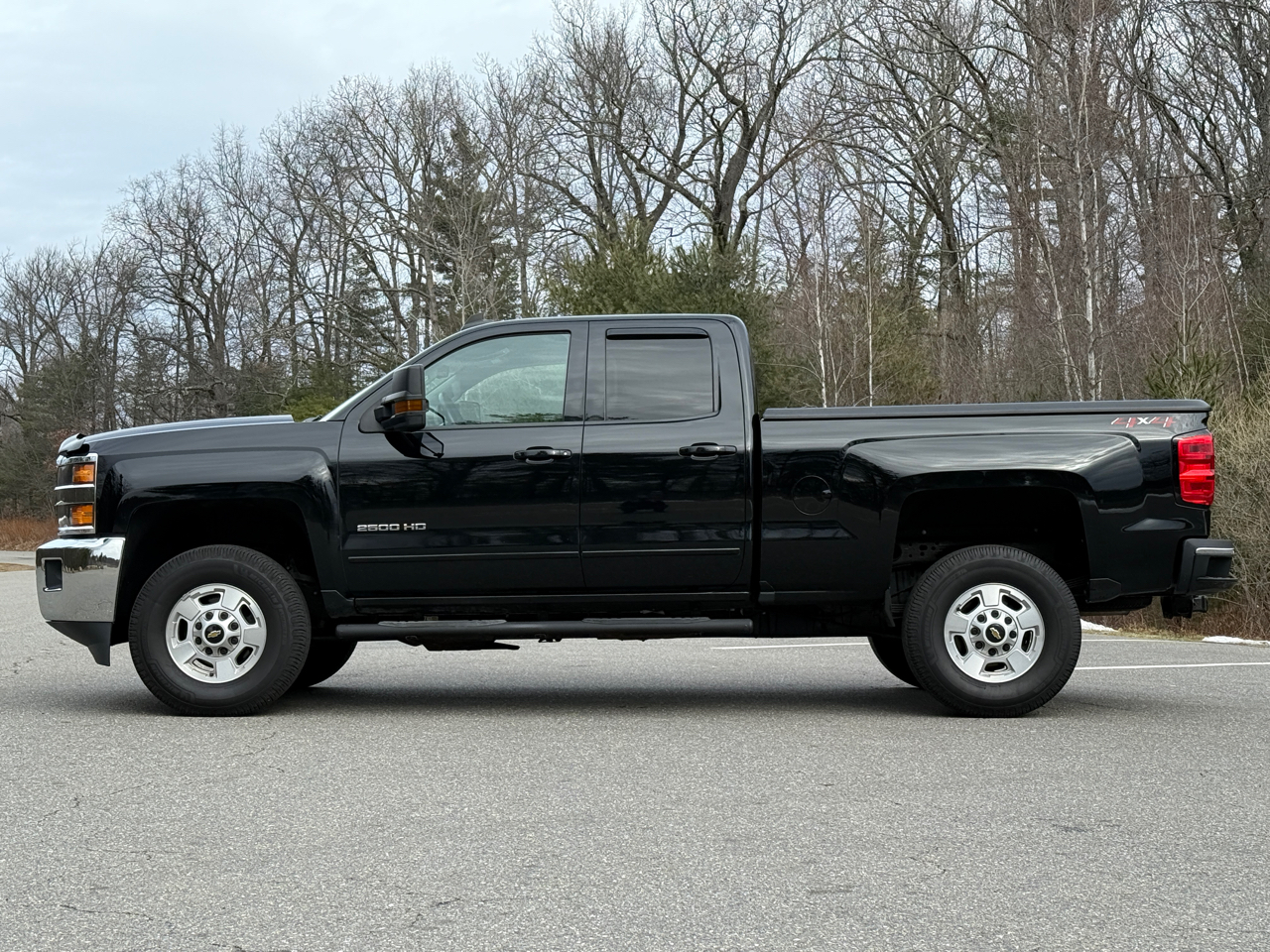2018 Chevrolet Silverado 2500HD 4WD Double Cab 144.2" LT
