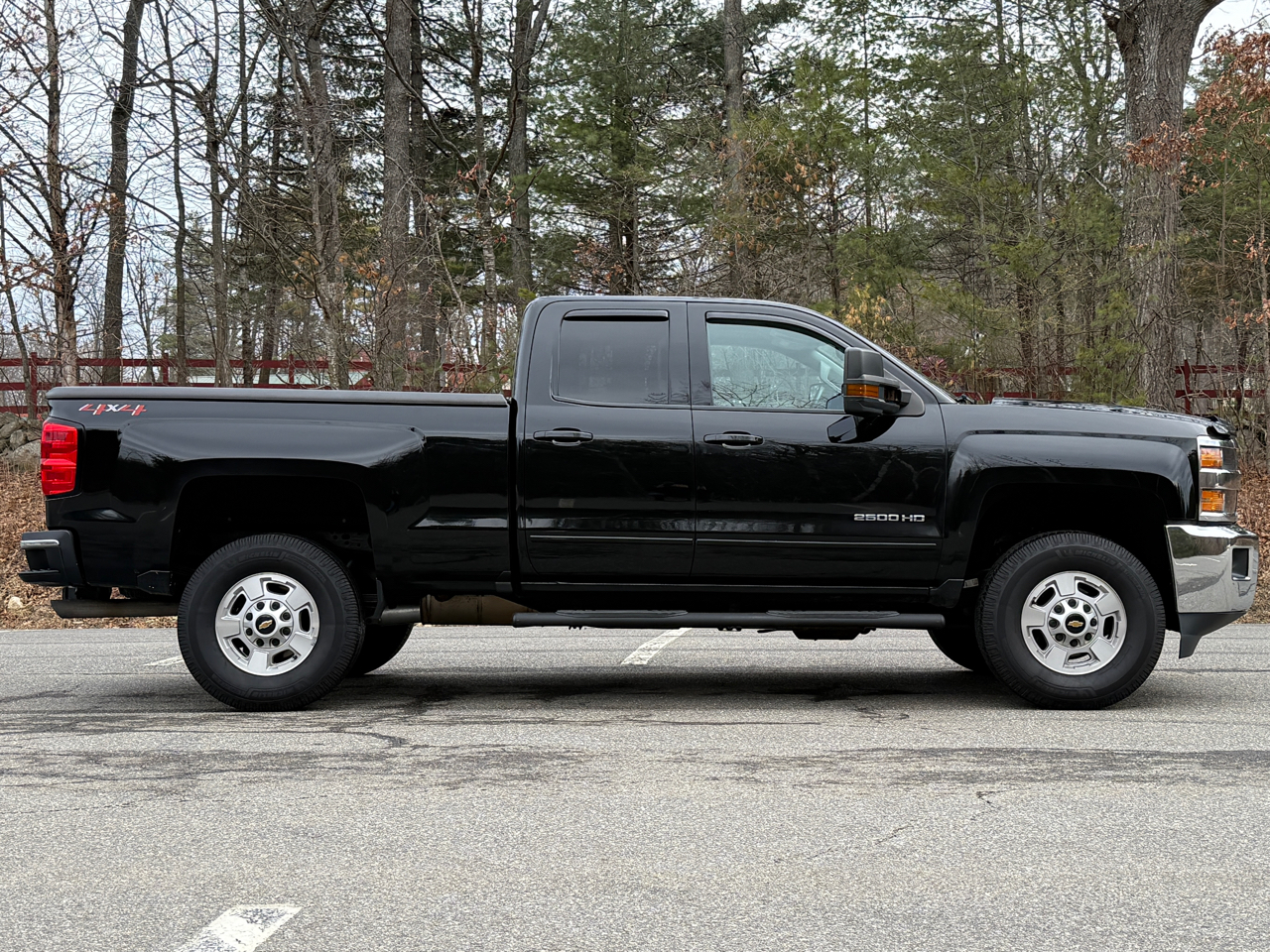 Chevrolet Silverado 2500HD 4WD Double Cab 144.2" LT 2018