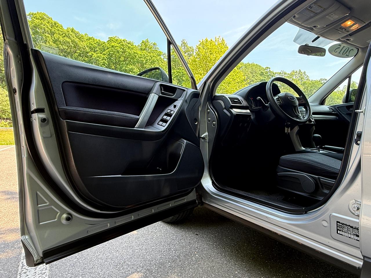 Subaru Forester 4dr CVT 2.5i Premium PZEV 2015