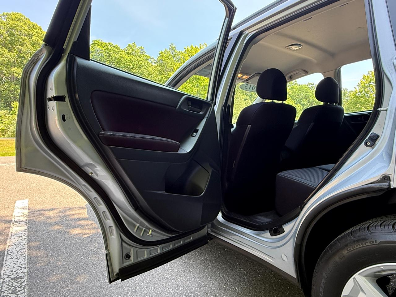 Subaru Forester 4dr CVT 2.5i Premium PZEV 2015