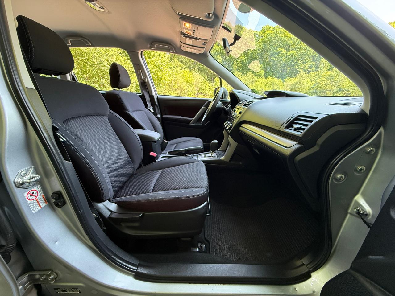 Subaru Forester 4dr CVT 2.5i Premium PZEV 2015