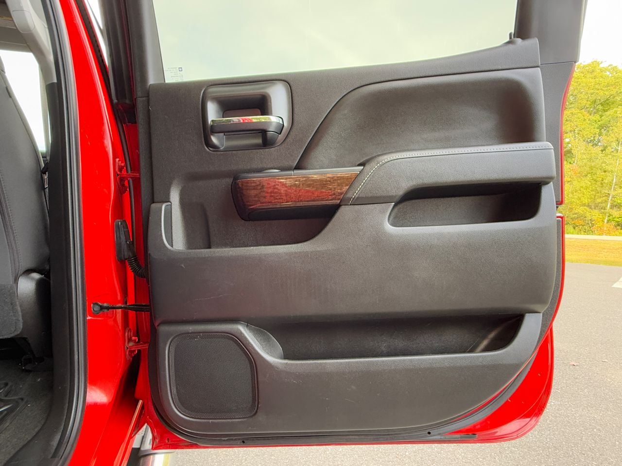 2016 Gmc Sierra SLE photo 30
