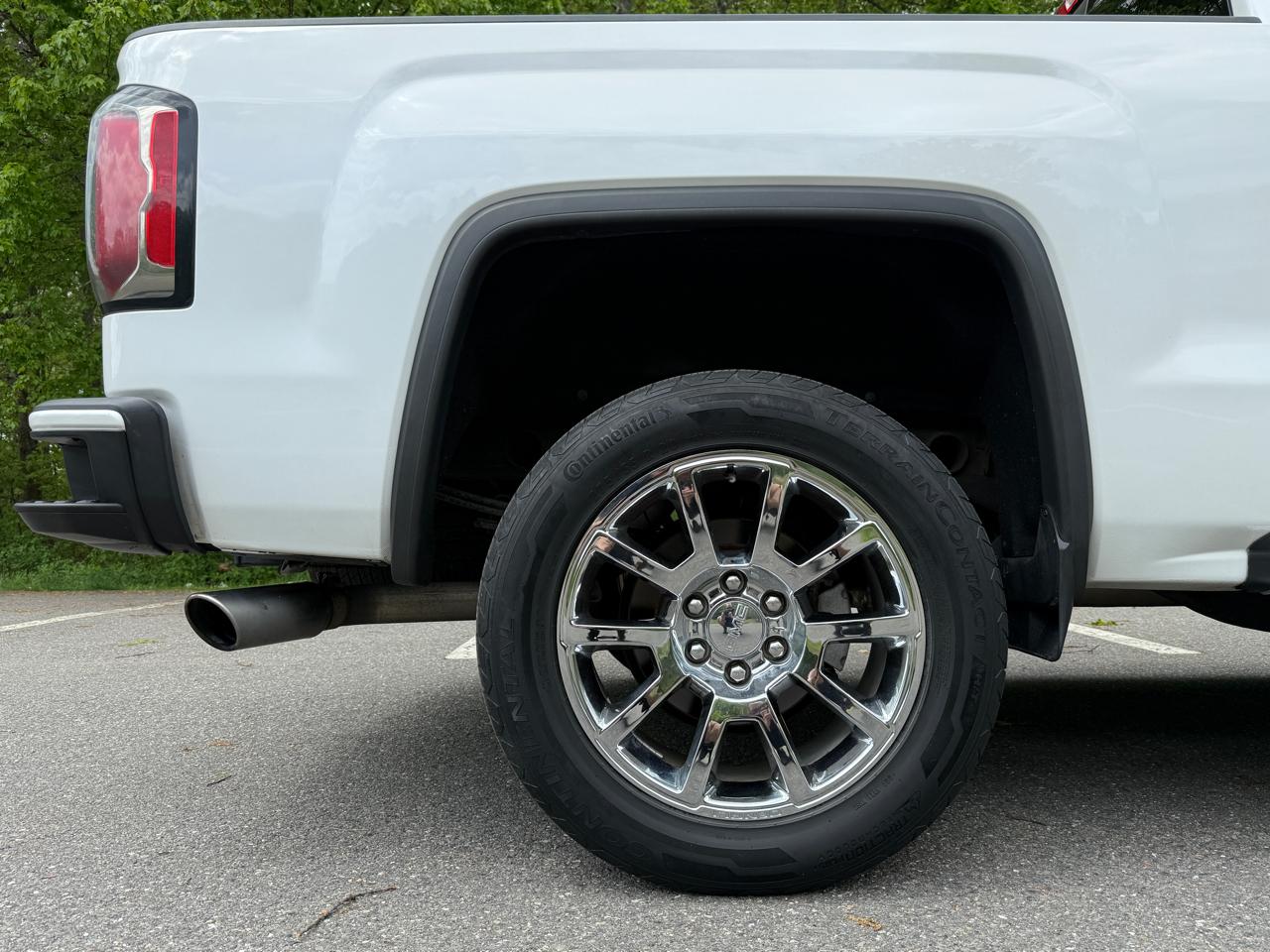 GMC Sierra 1500 4WD Crew Cab 143.5" Denali 2017
