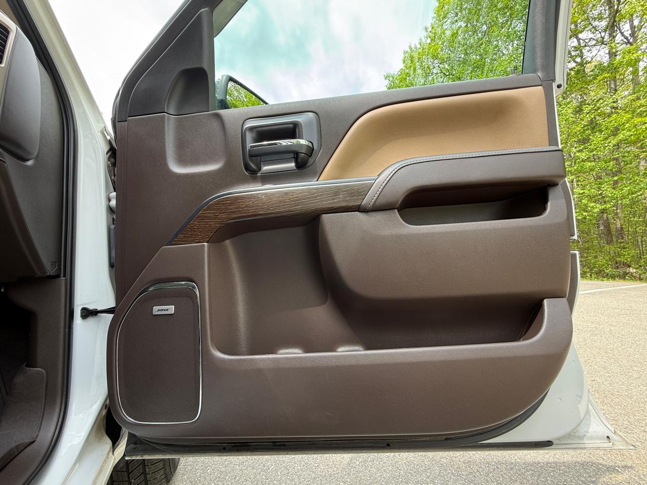 GMC Sierra 1500 4WD Crew Cab 143.5" Denali 2017