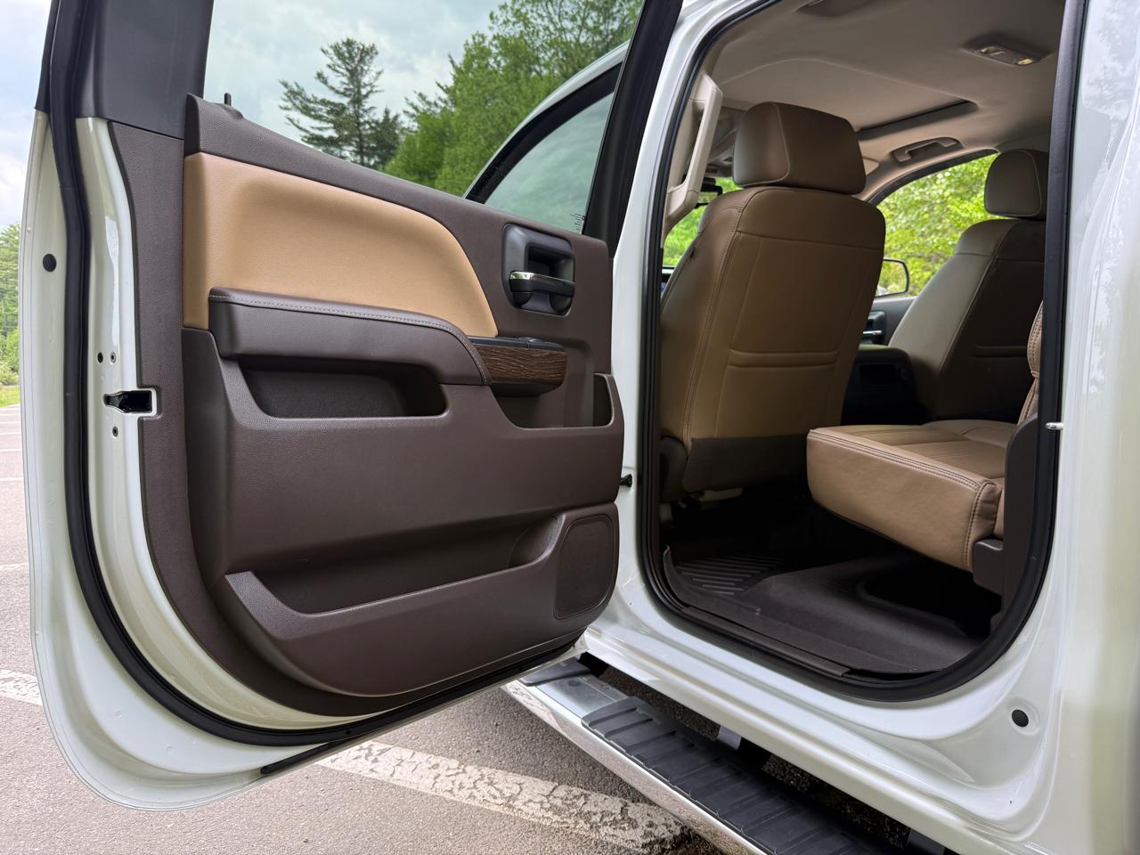GMC Sierra 1500 4WD Crew Cab 143.5" Denali 2017